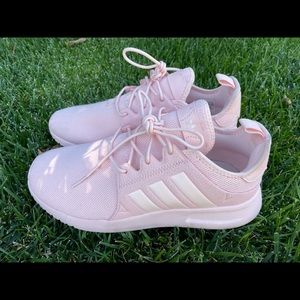 adidas athletic shoes size 7